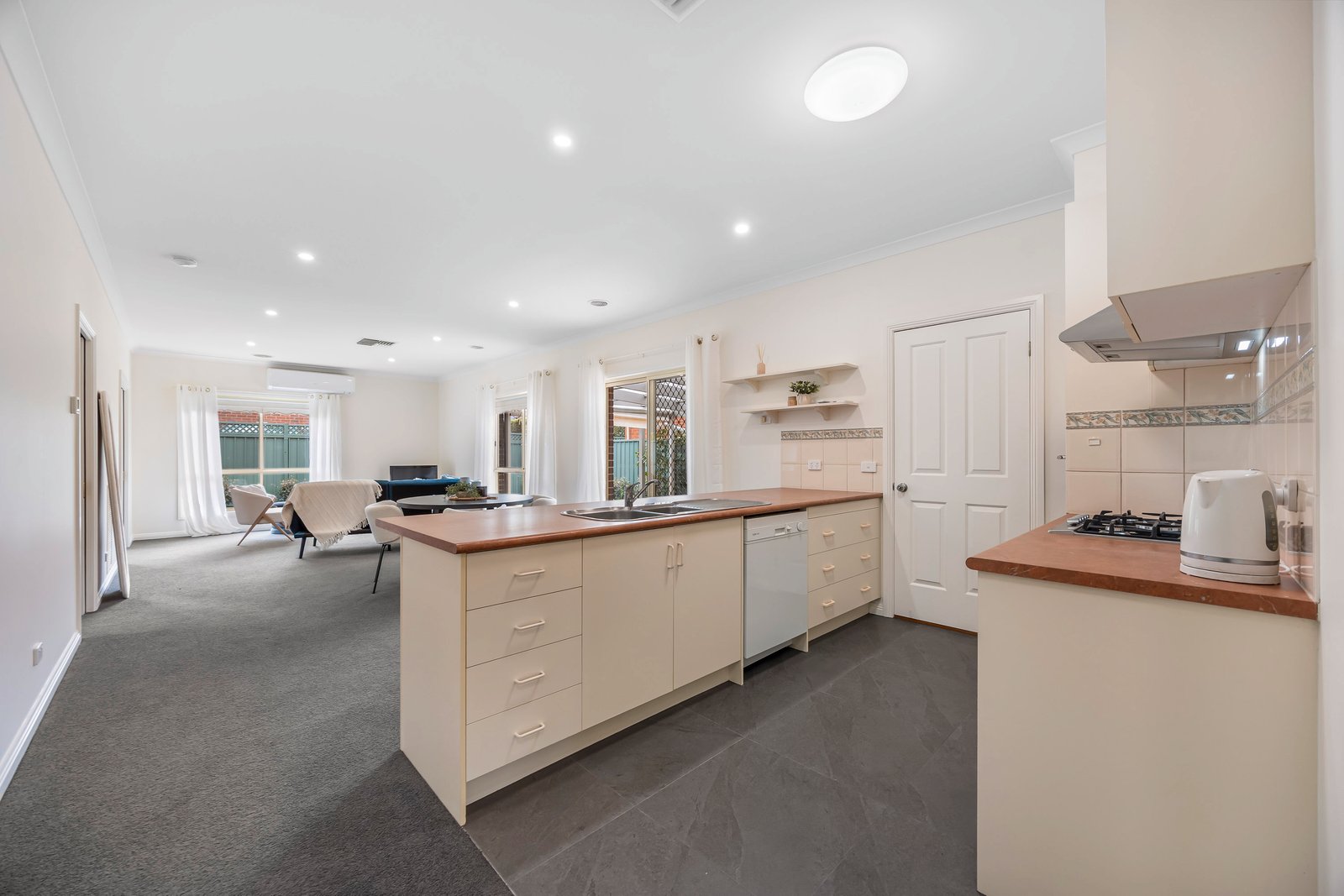 Gallery: 52 Norfolk Avenue