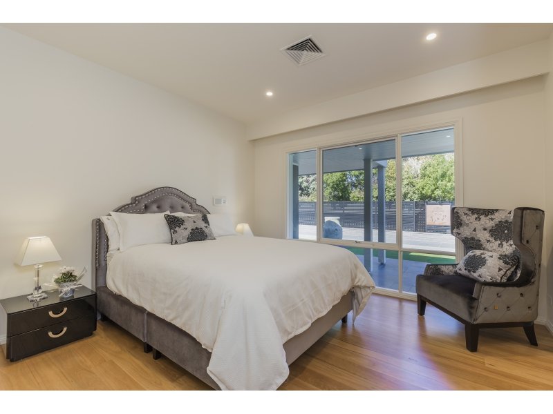 Gallery: 52 North Valley Road