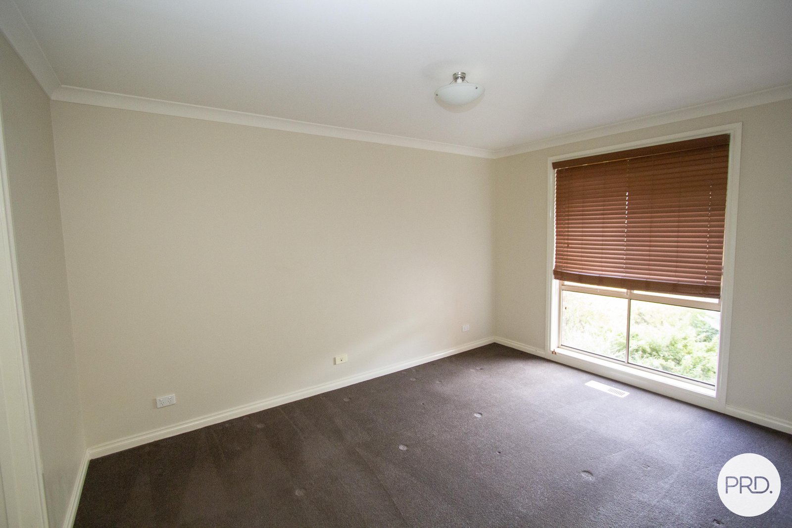 52 Oakbank Drive MOUNT HELEN 17