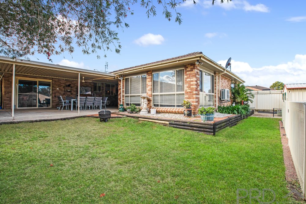 52 Pacific Crescent ASHTONFIELD 16