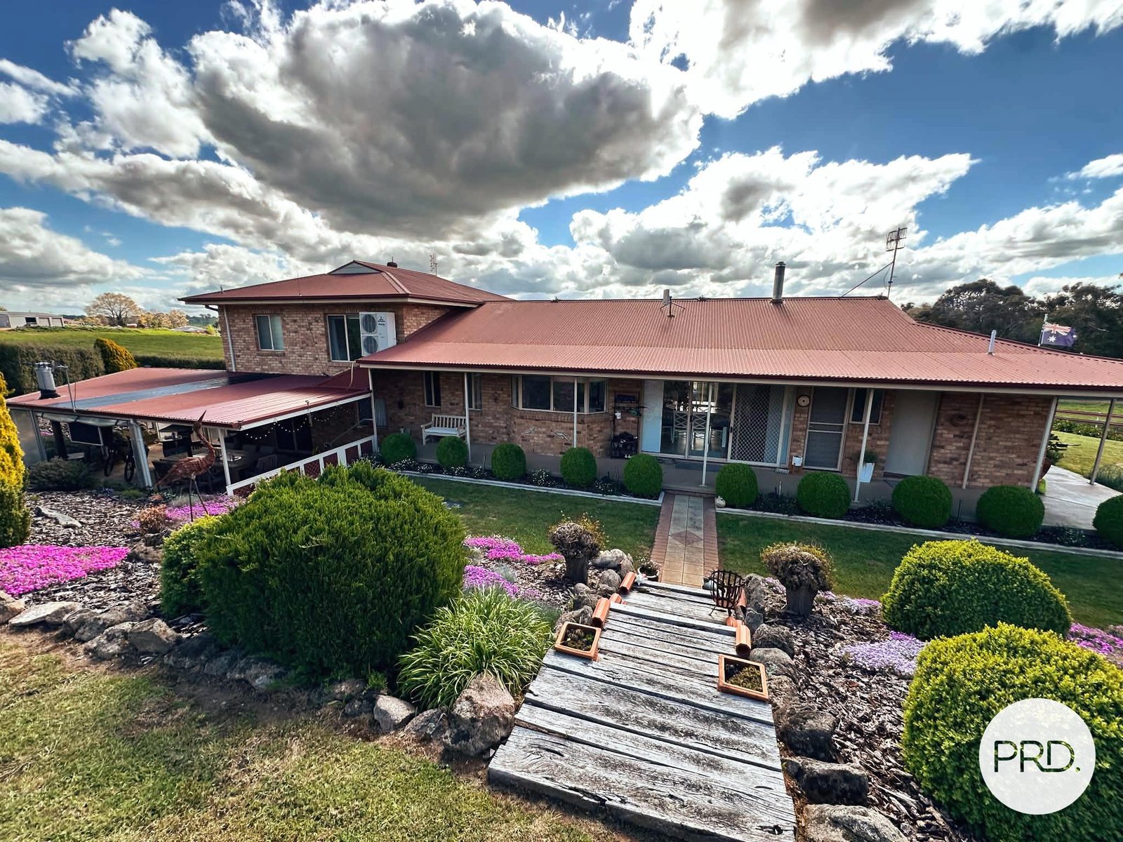 52 Park Street TUMBARUMBA 25