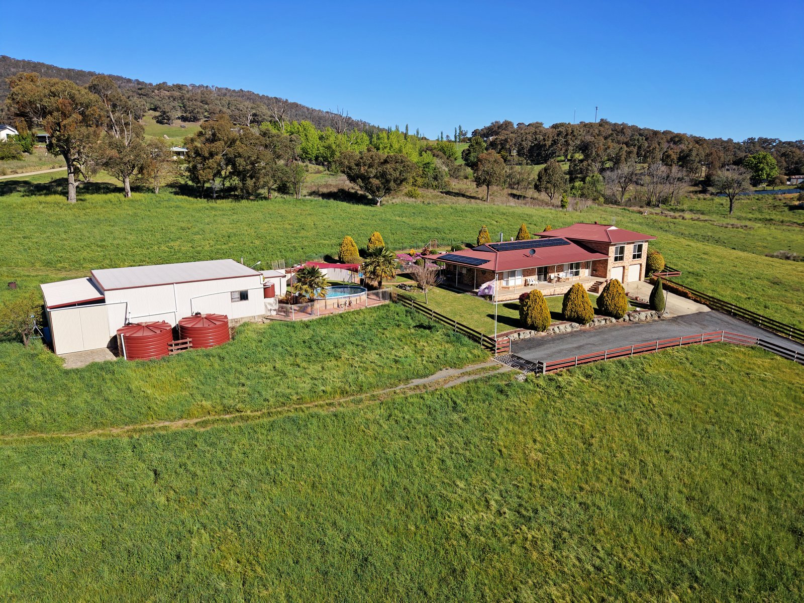 52 Park Street TUMBARUMBA 29