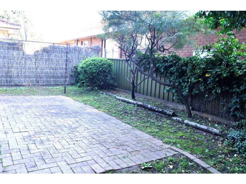 5/2 Ponyara Road BEVERLY HILLS 7