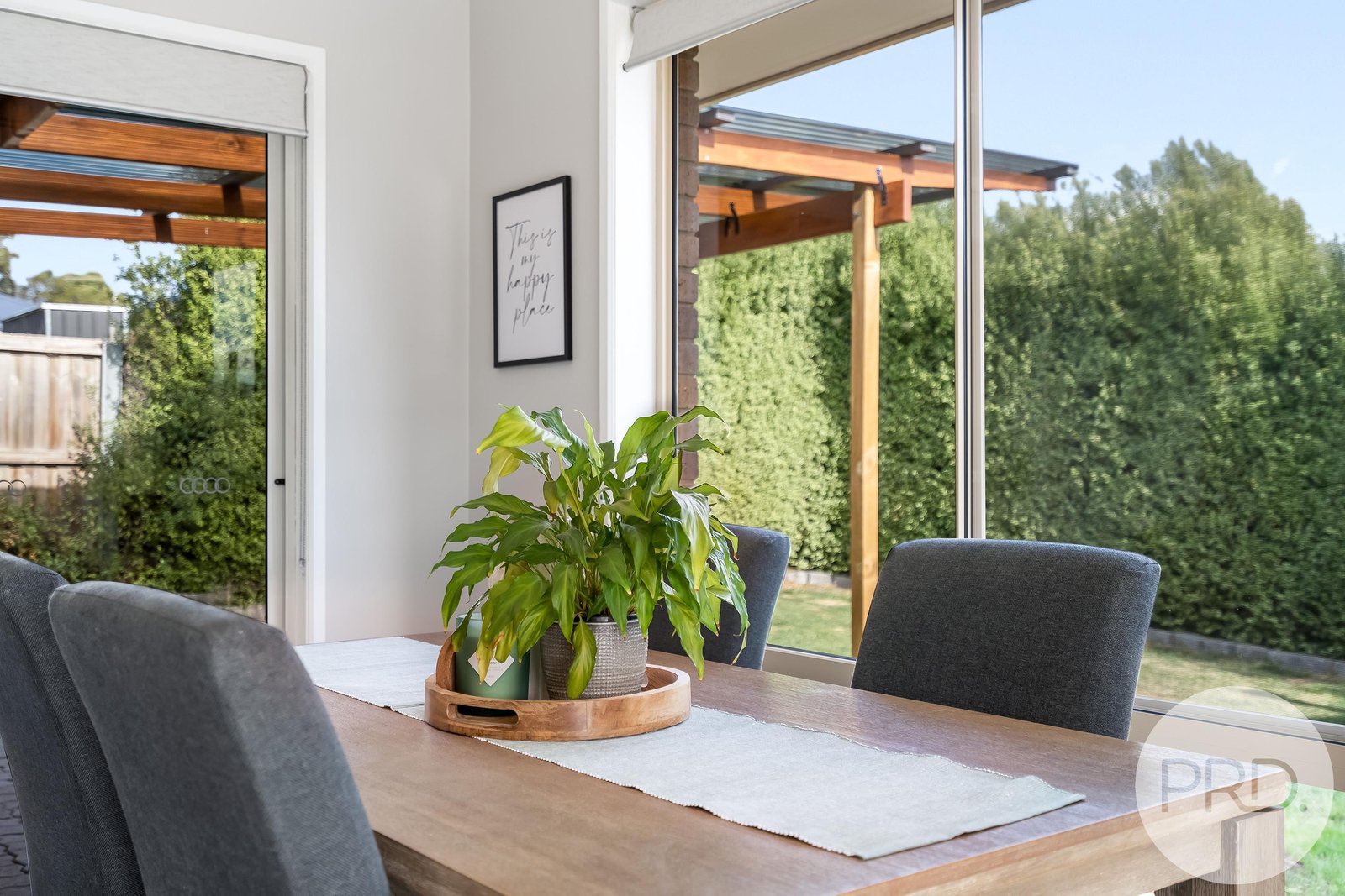 52 Racecourse Road BRIGHTON 17