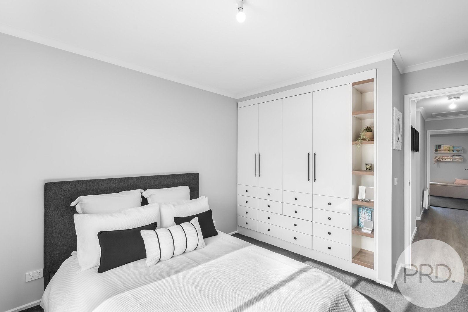 52 Racecourse Road BRIGHTON 23