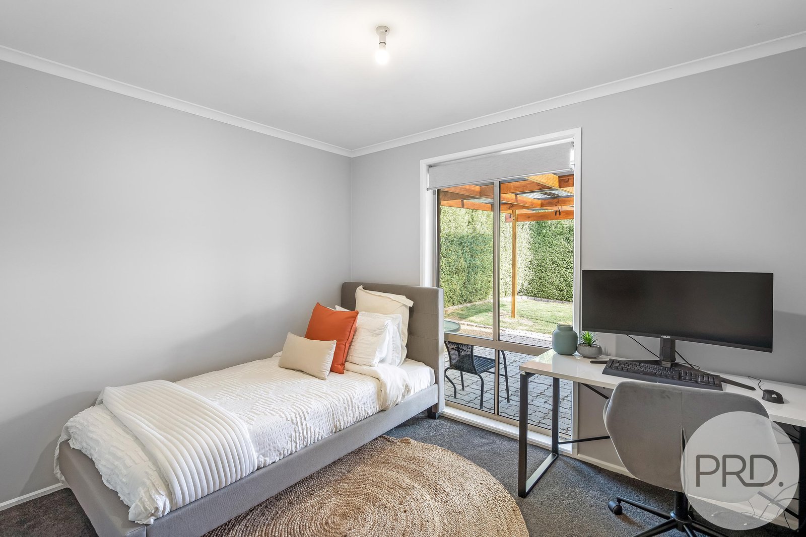 52 Racecourse Road BRIGHTON 24