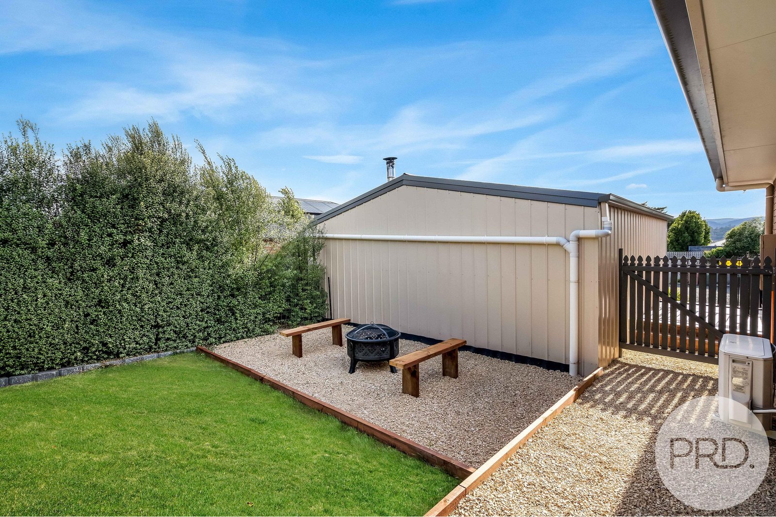 52 Racecourse Road BRIGHTON 32