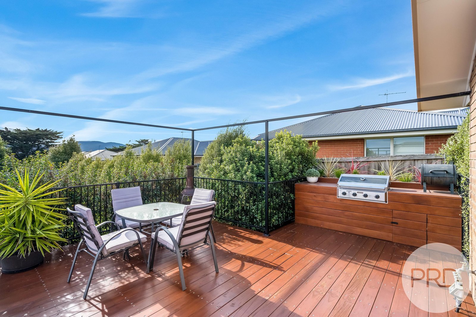 52 Racecourse Road BRIGHTON 35