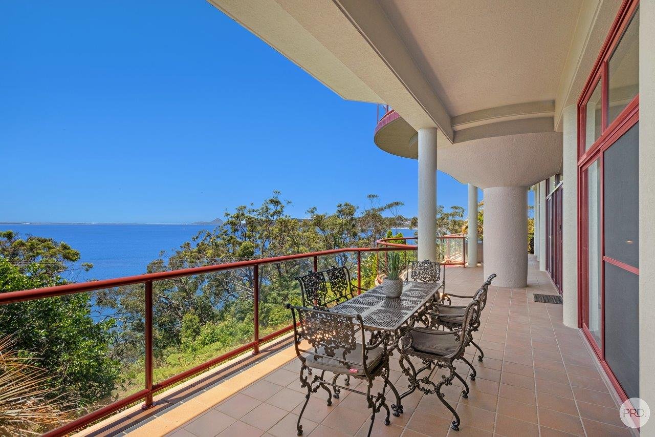 52 Randall Drive SALAMANDER BAY 19