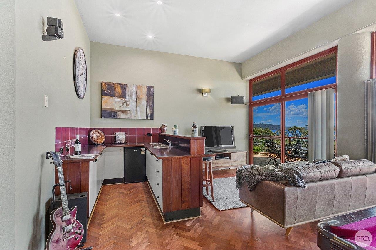 52 Randall Drive SALAMANDER BAY 23