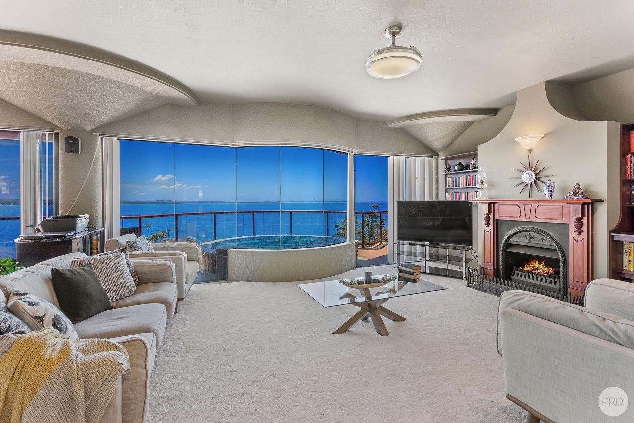 52 Randall Drive SALAMANDER BAY 8