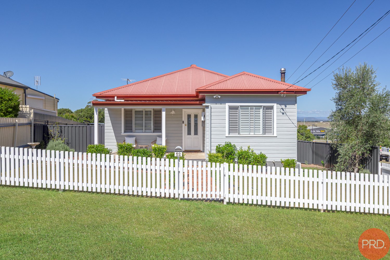 52 Raymond Street TELARAH 2