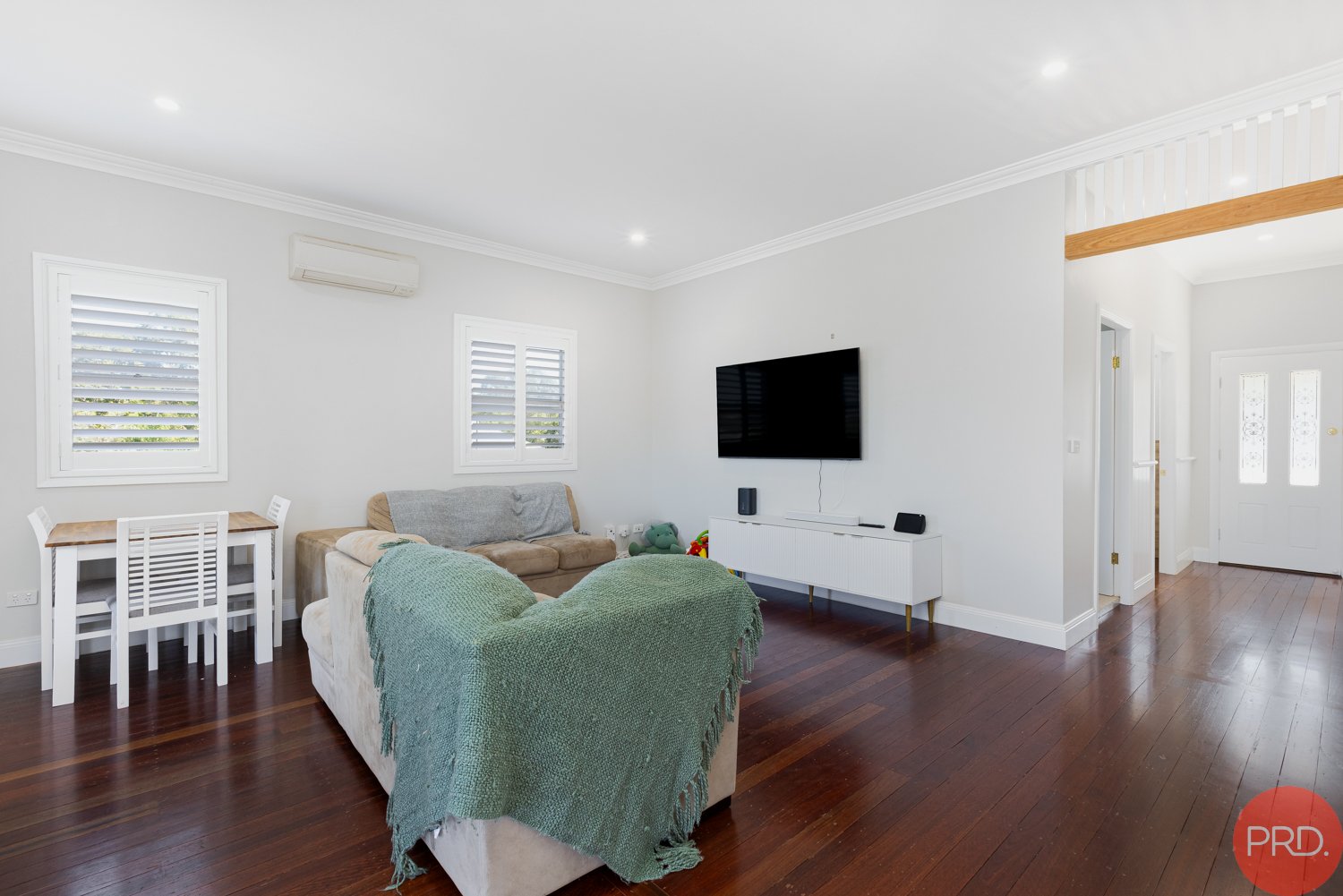 52 Raymond Street TELARAH 8