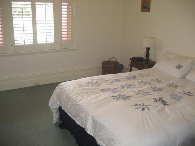 Gallery: 52 Richardson Street