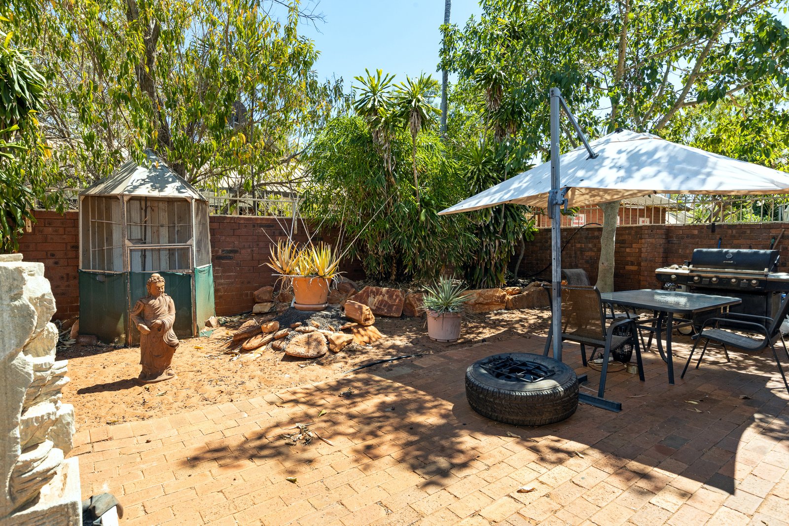 5/2 Robert Street BROOME 12
