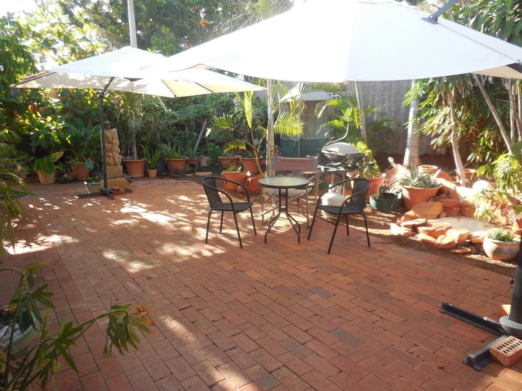 5/2 Robert Street BROOME 1