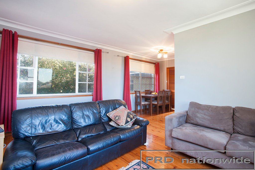 52 Robert Street TENAMBIT 7