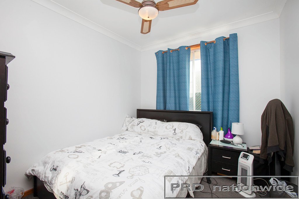 52 Robert Street TENAMBIT 12