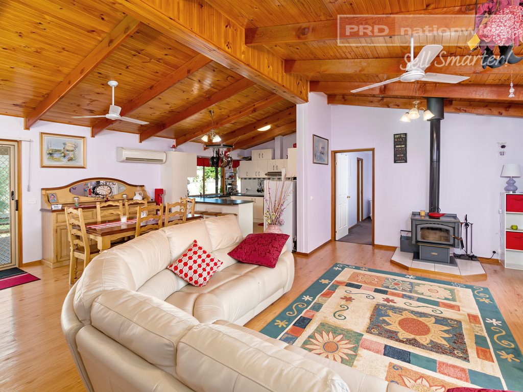 52 Scott Street THE ROCK 5