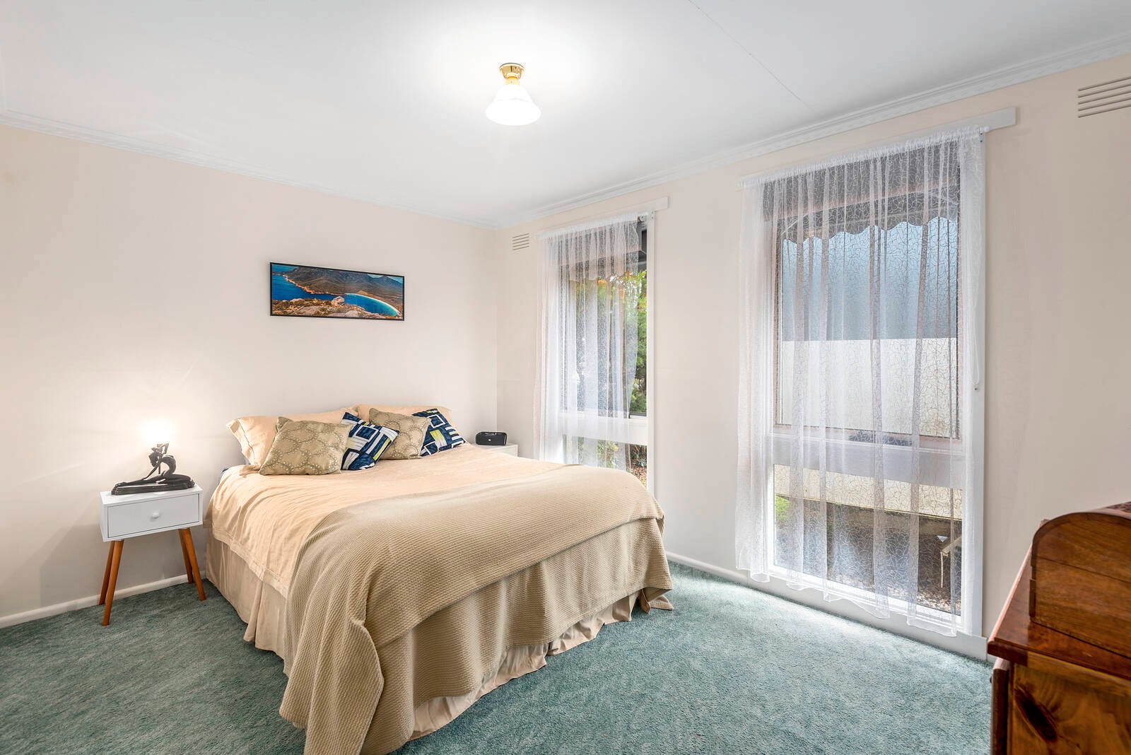 Real Estate and Property in 52 Simons Road, Leopold, VIC