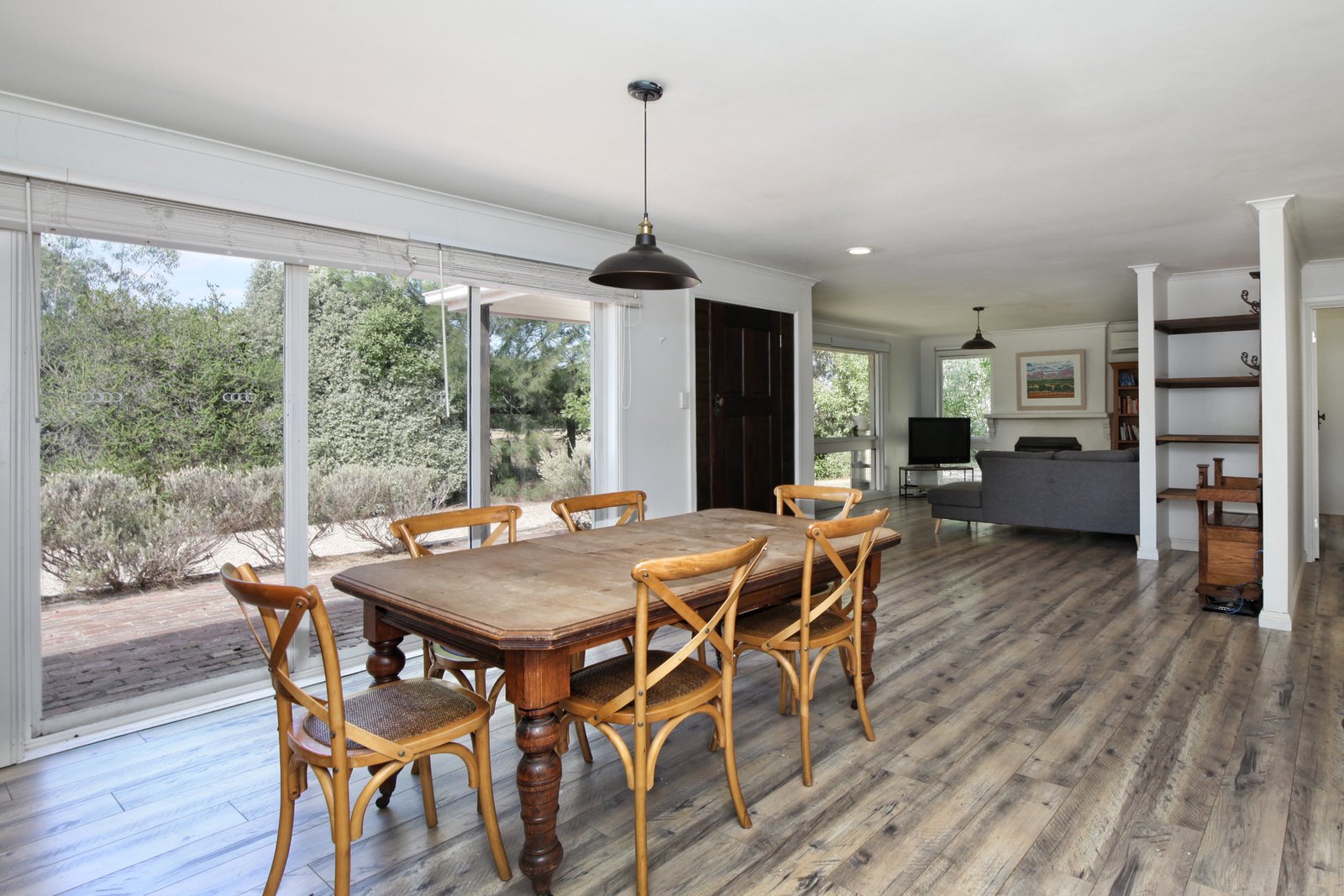 Real Estate and Property in 52 Stanton Court, Gisborne South, VIC