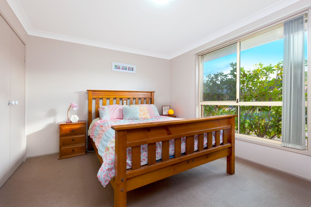52 Sunnybank Crescent HORSLEY 4