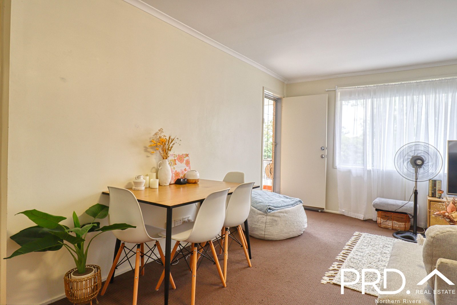 5/2 Sunset Drive GOONELLABAH 8