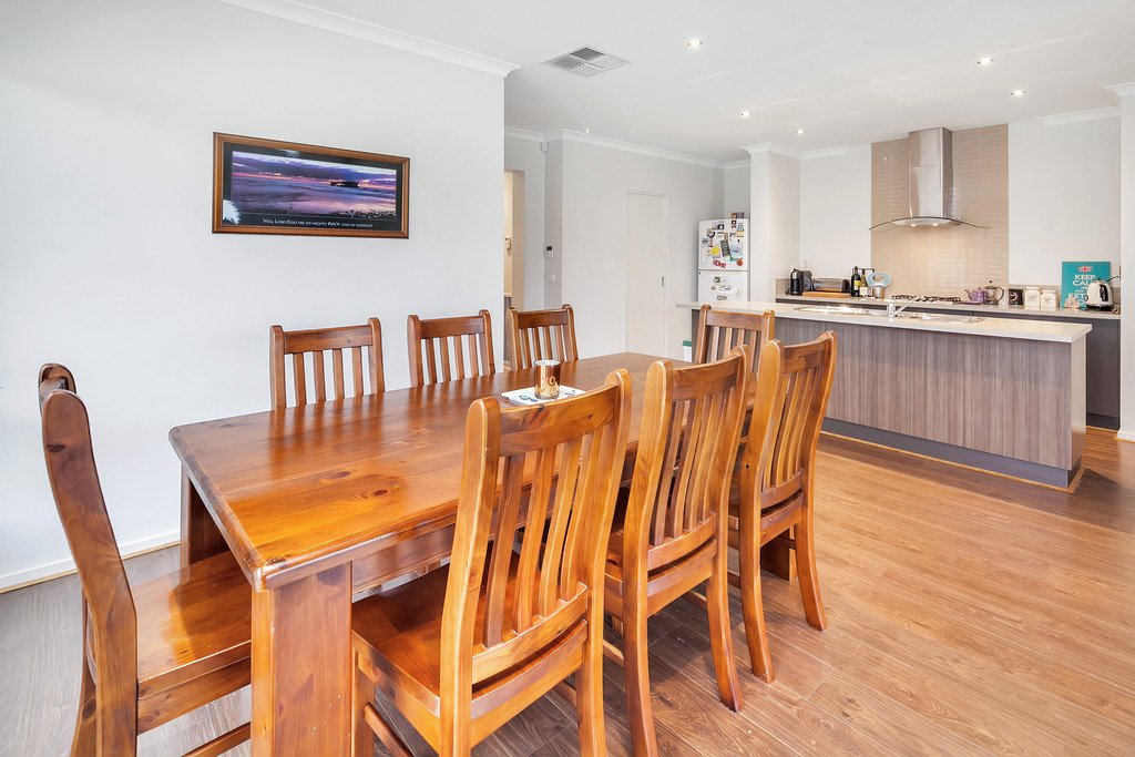 52 Tait Street DELACOMBE 4
