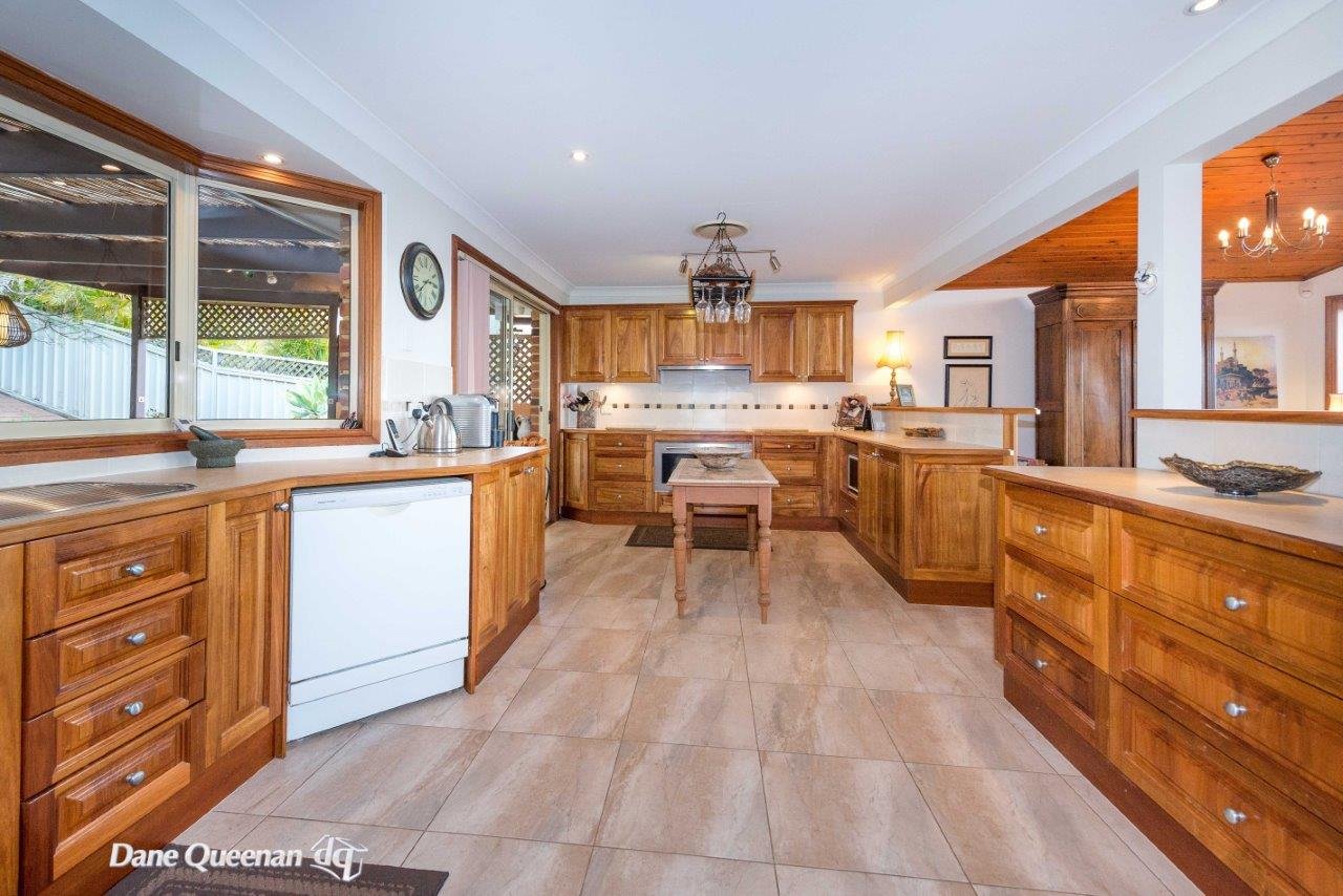 52 The Peninsula  CORLETTE 12