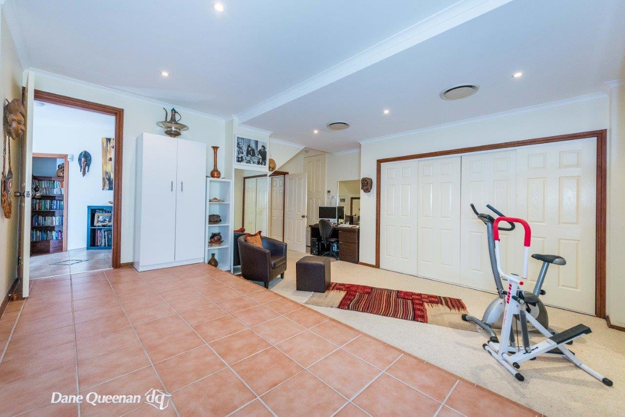 52 The Peninsula  CORLETTE 24