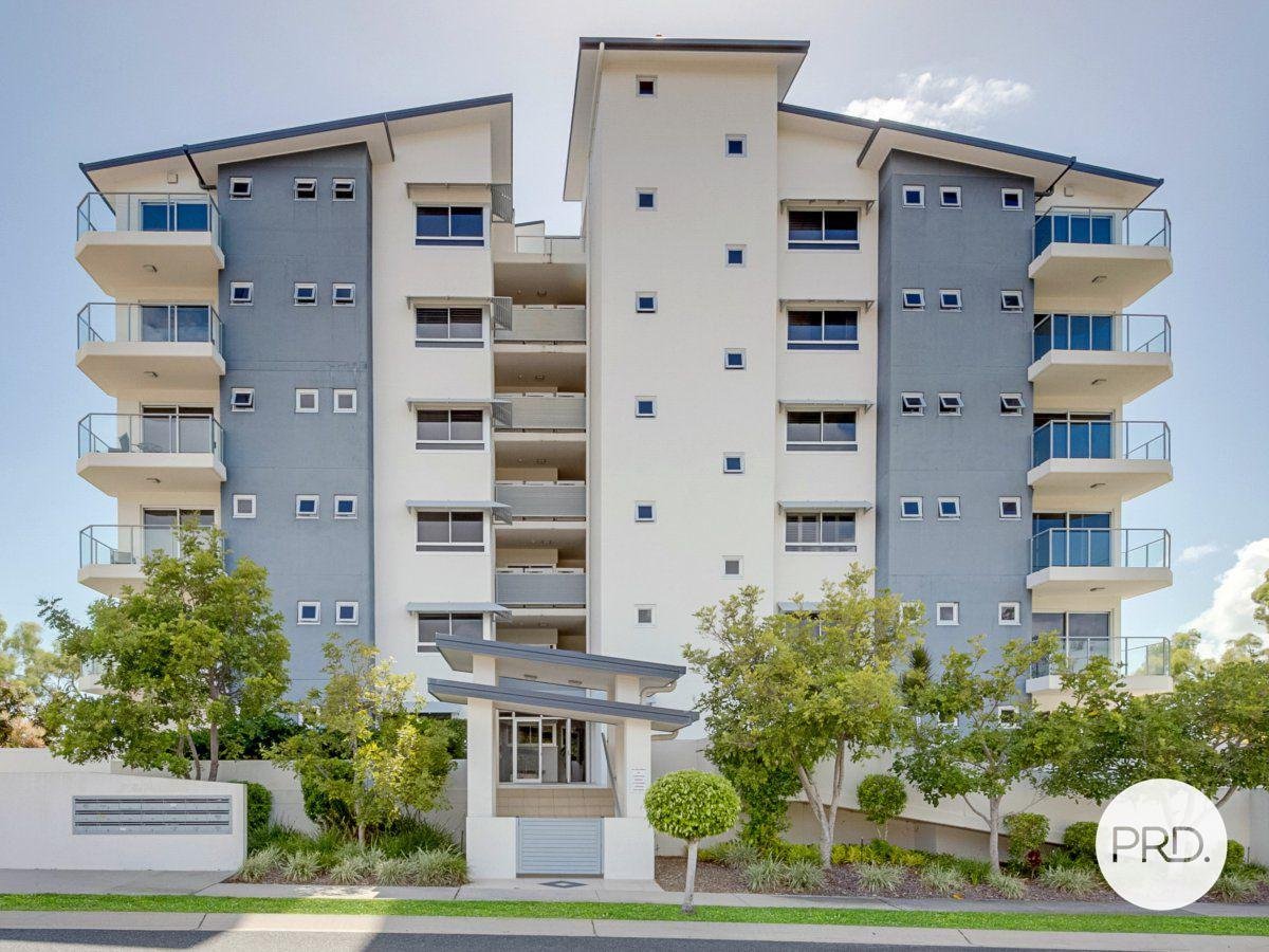 5/2 The Promenade BOYNE ISLAND 3