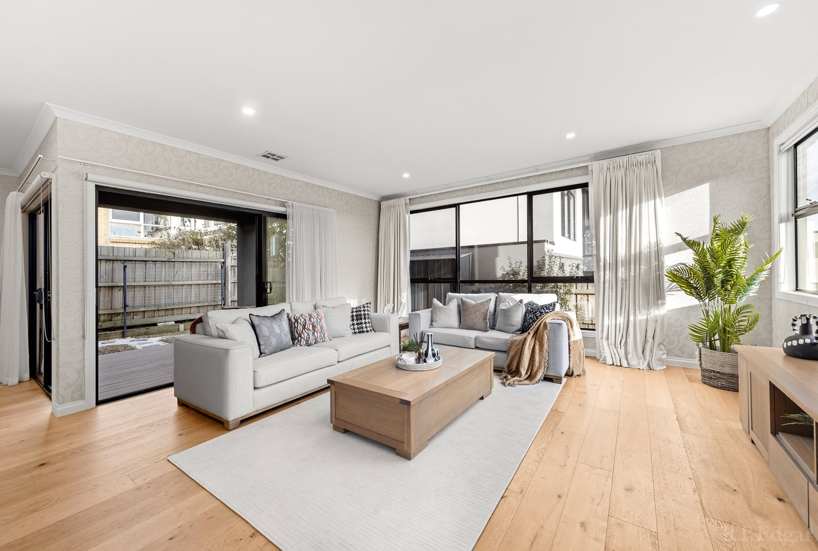 Real Estate and Property in 52 Thea Grove, Doncaster East, VIC