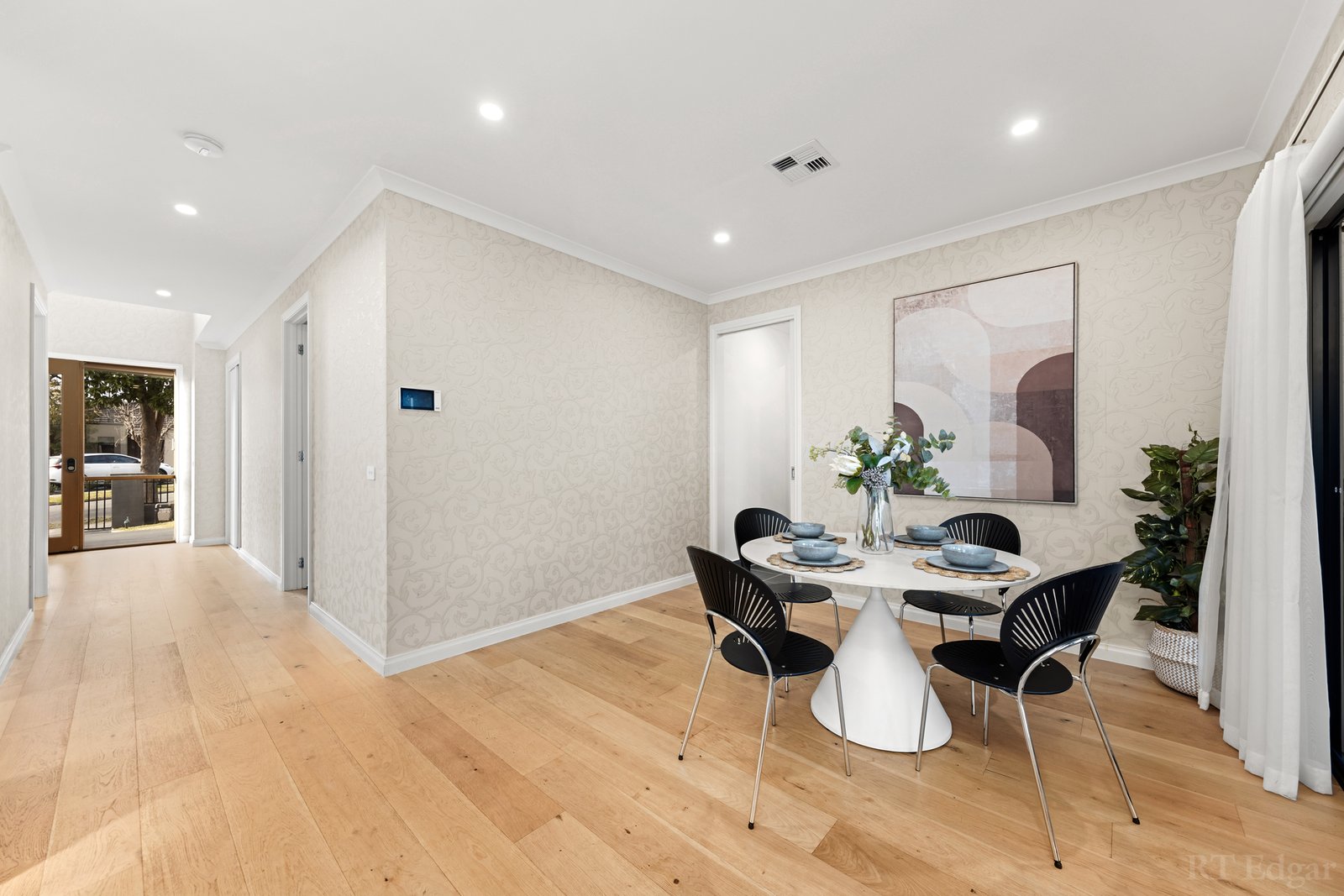 Real Estate and Property in 52 Thea Grove, Doncaster East, VIC