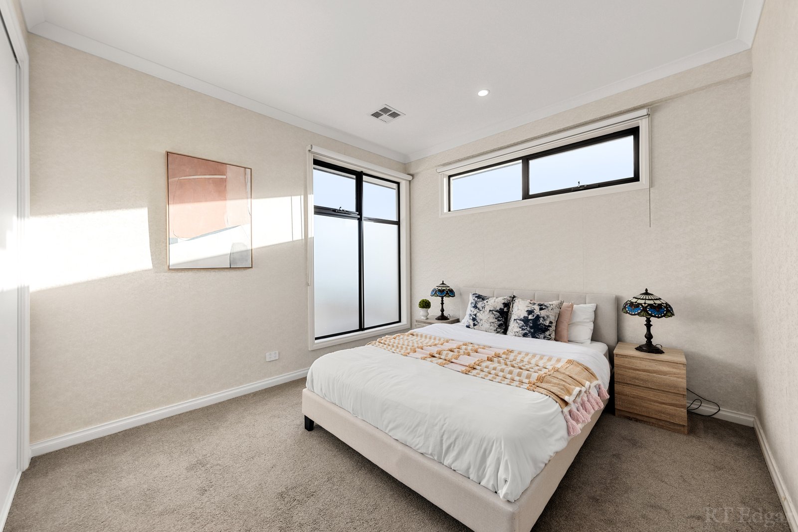 Real Estate and Property in 52 Thea Grove, Doncaster East, VIC