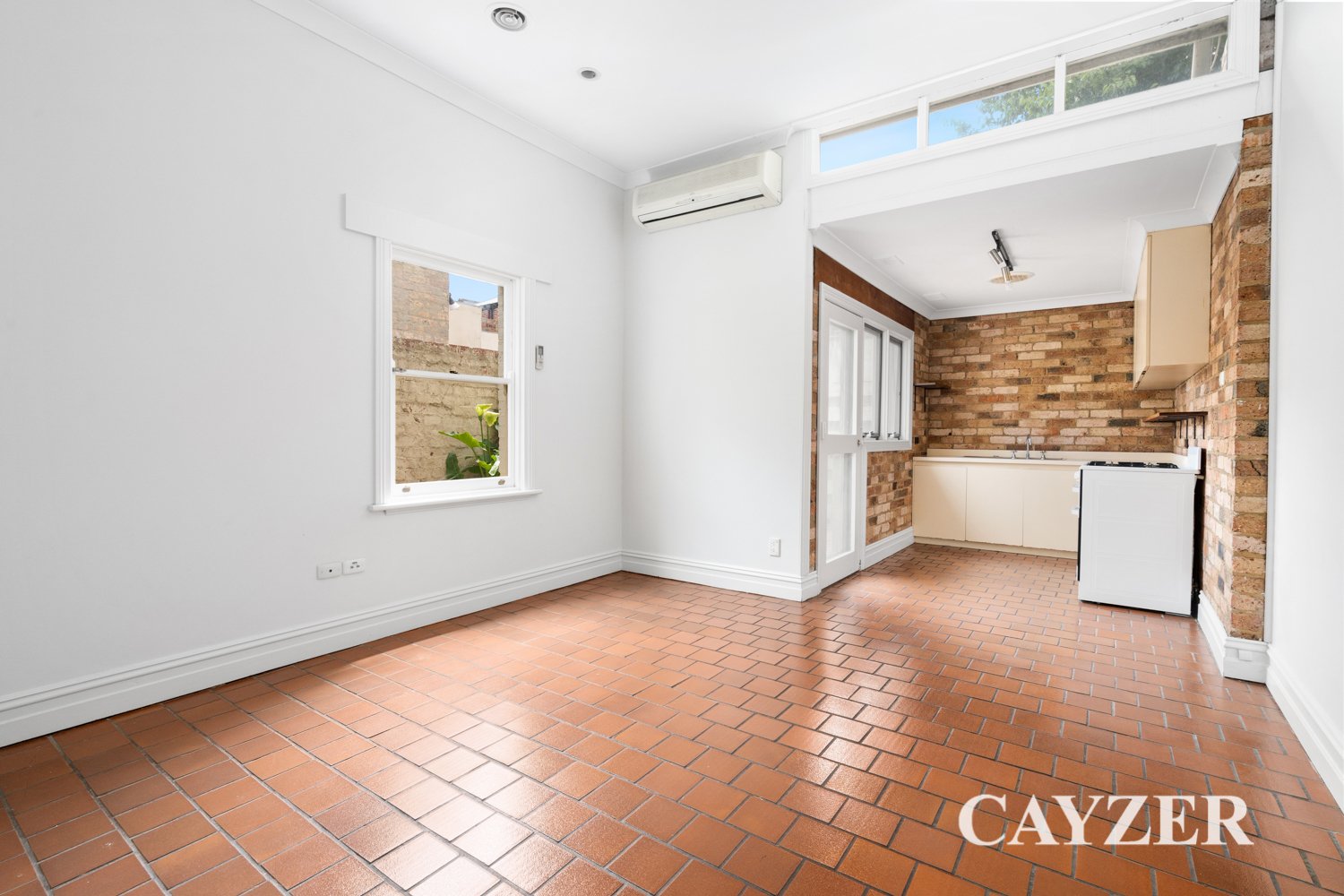 Gallery: 52 Thomson Street