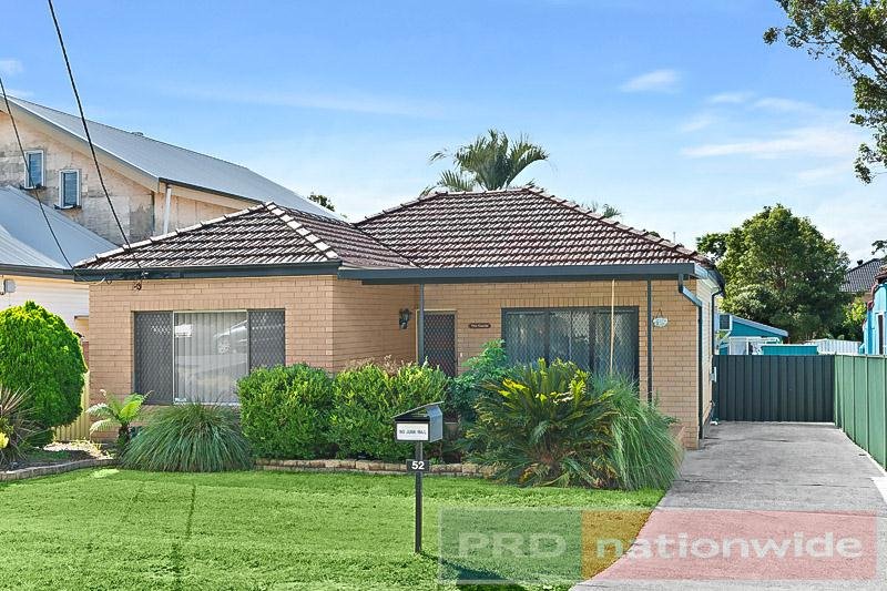 52 Tompson Road REVESBY 1