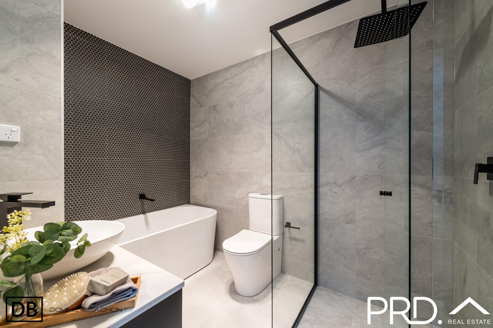 52 Tracey Street REVESBY 7