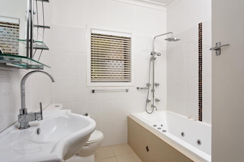 52 Urana Street TURVEY PARK 7