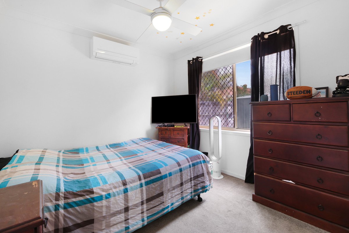 52 Warbler Parade Varsity Lakes 15