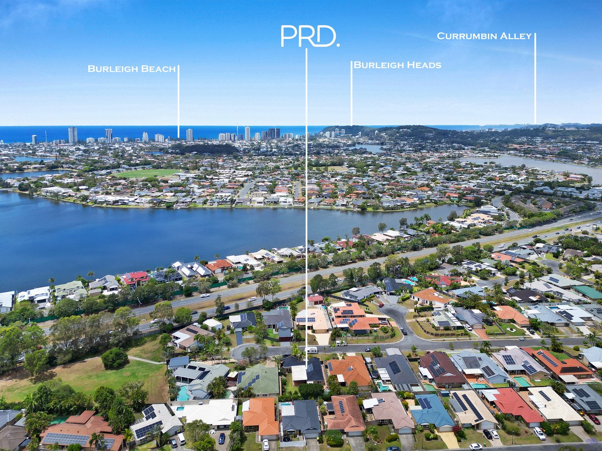 52 Warbler Parade Varsity Lakes 18