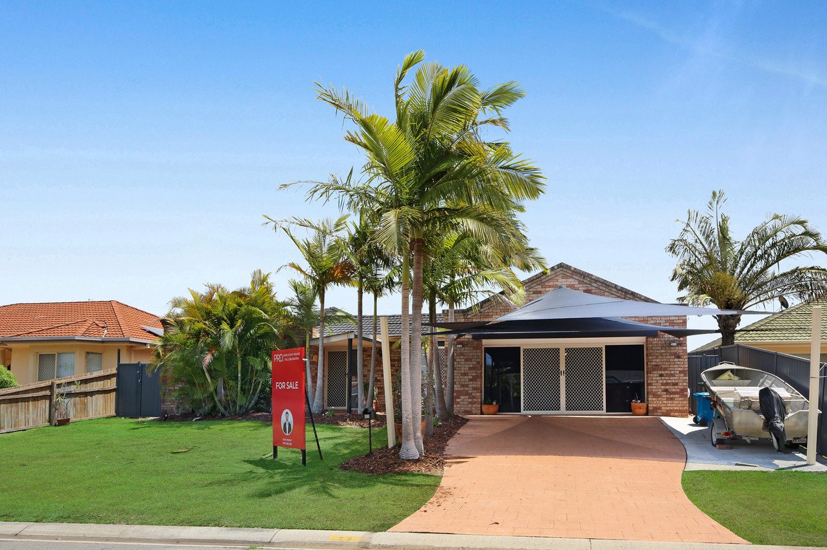 52 Warbler Parade Varsity Lakes 21