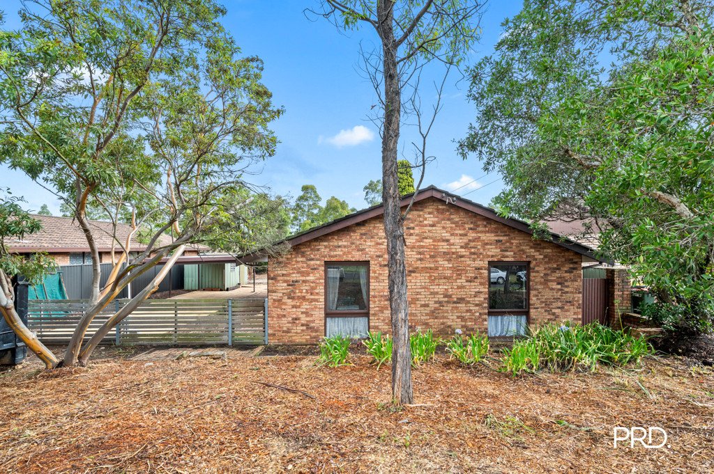 52 Woodland Cres  Narellan 1