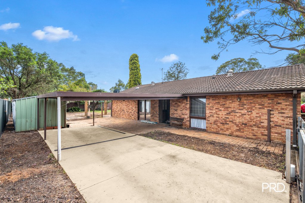 52 Woodland Cres  Narellan 10