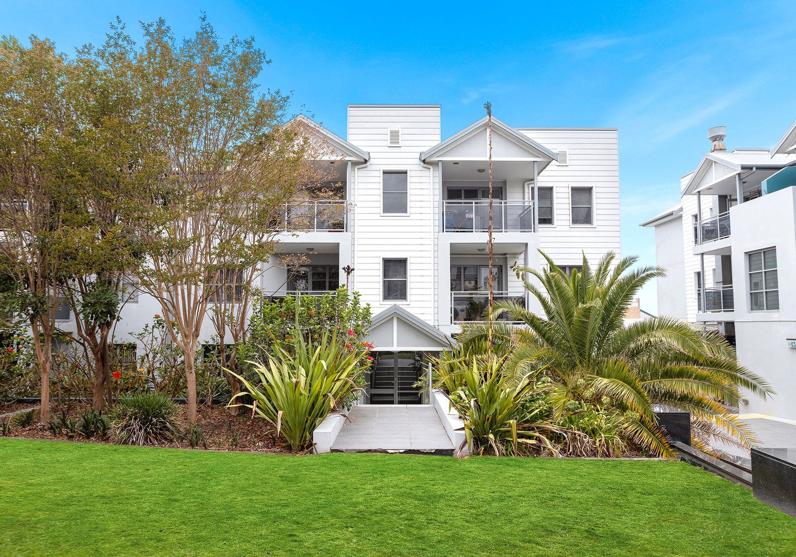 5/20-26 Addison Street SHELLHARBOUR 14