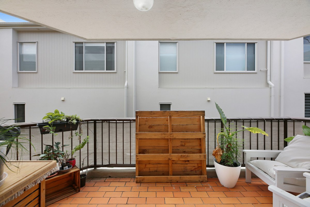 5/20 Burleigh Street Burleigh Heads 8
