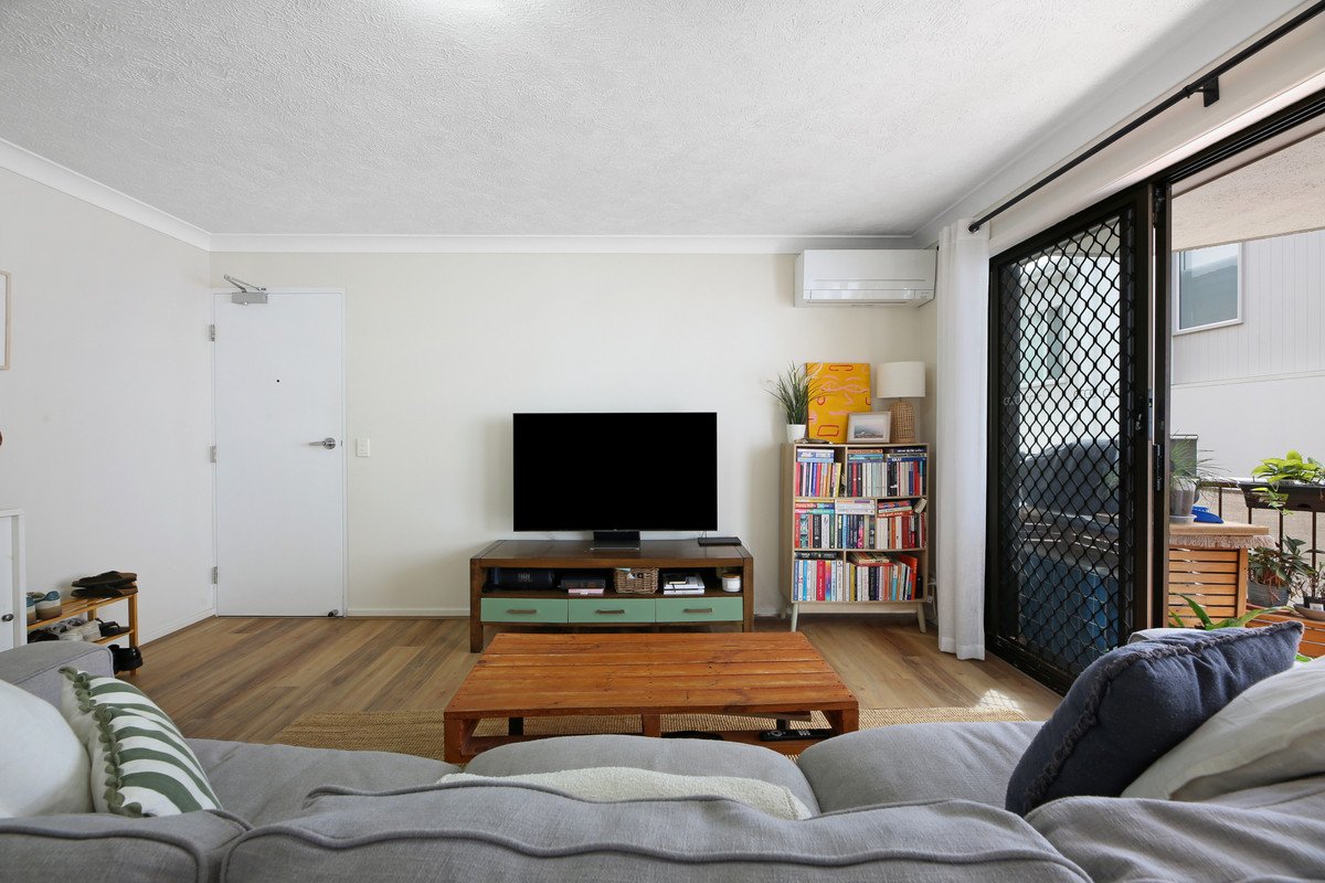5/20 Burleigh Street Burleigh Heads 9