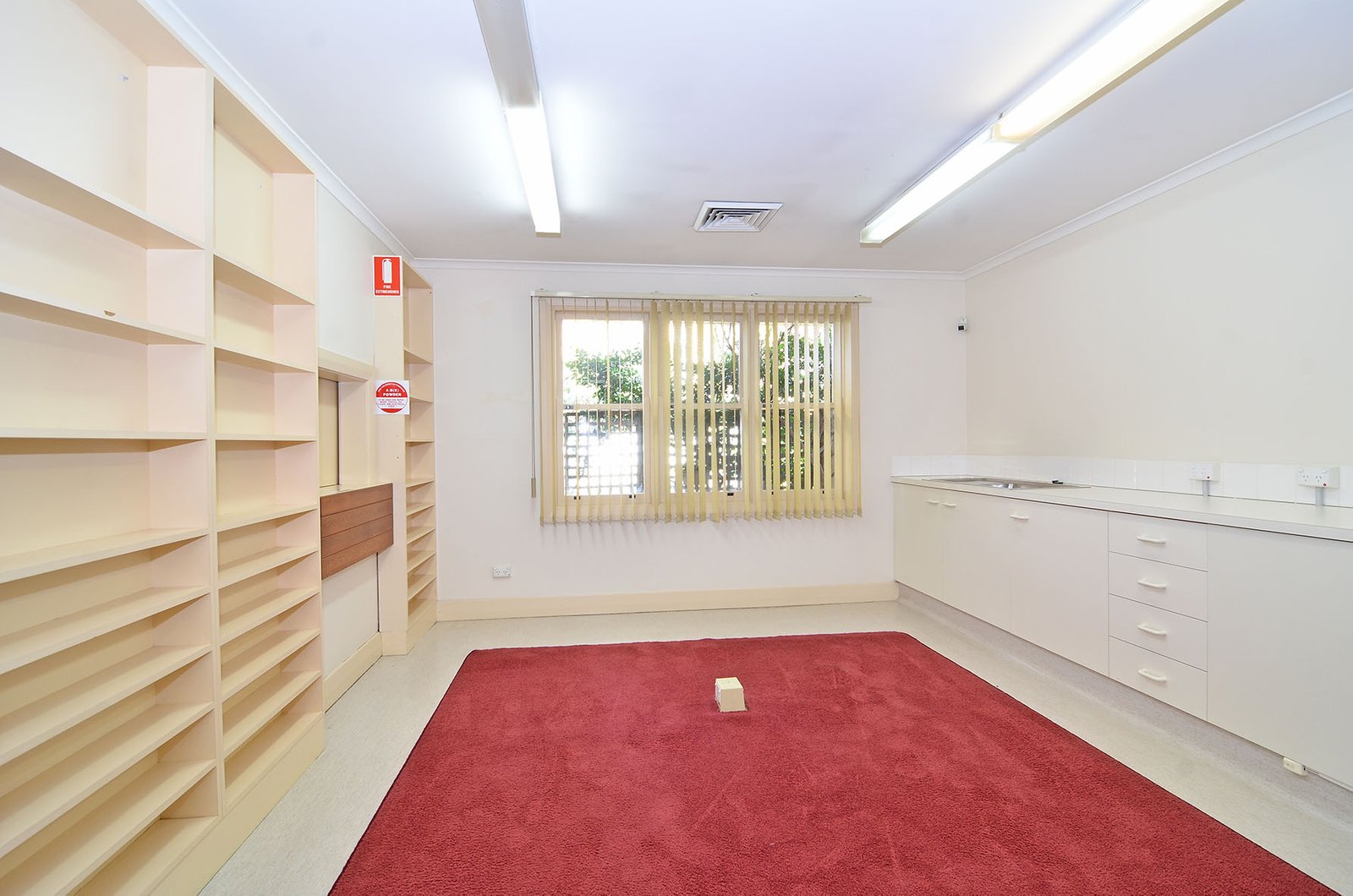520 Creek Street ALBURY 9