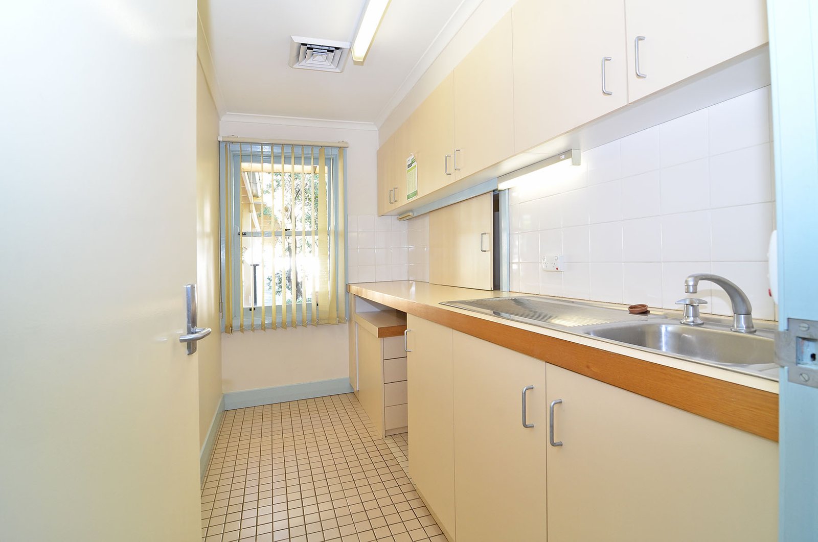 520 Creek Street ALBURY 10