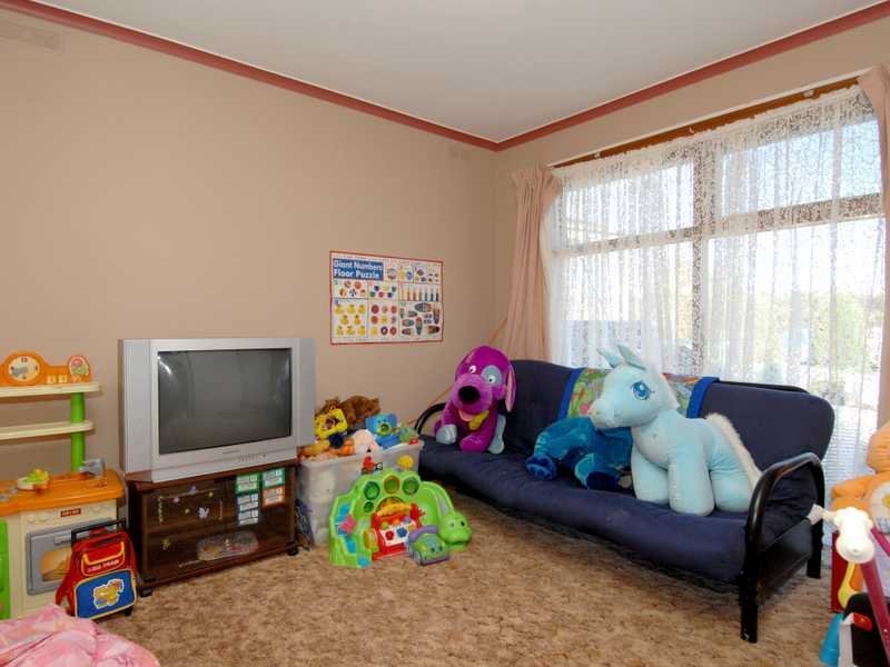 520 Eureka Street EUREKA 4