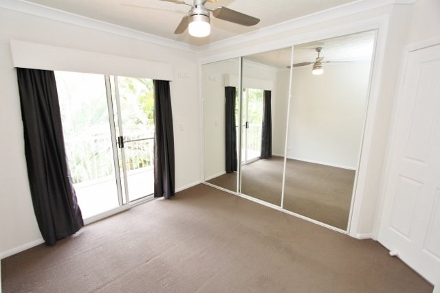 5/20 Little Norman Street SOUTHPORT 10